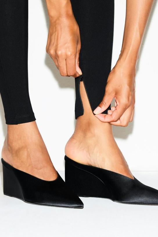 Skims The Essential Collection High-Waisted Legging