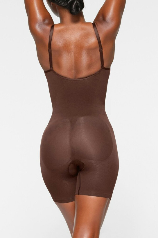 Skims Seamless Sculpt Mid Thigh Bodysuit