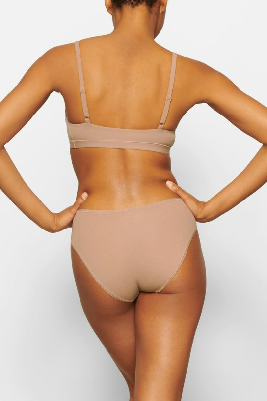 Skims Fits Everybody Brief