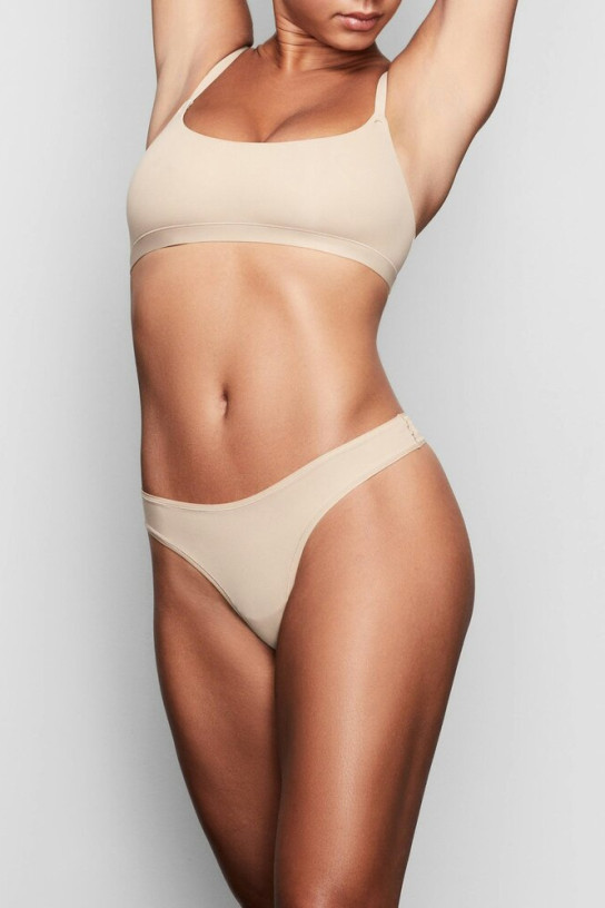 Skims Fits Everybody Dipped Front Thong