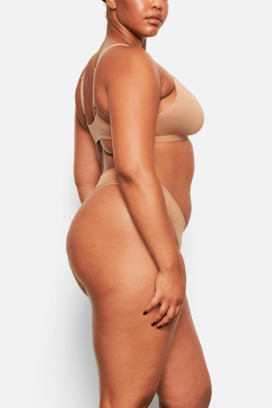 Skims Fits Everybody Dipped Front Thong