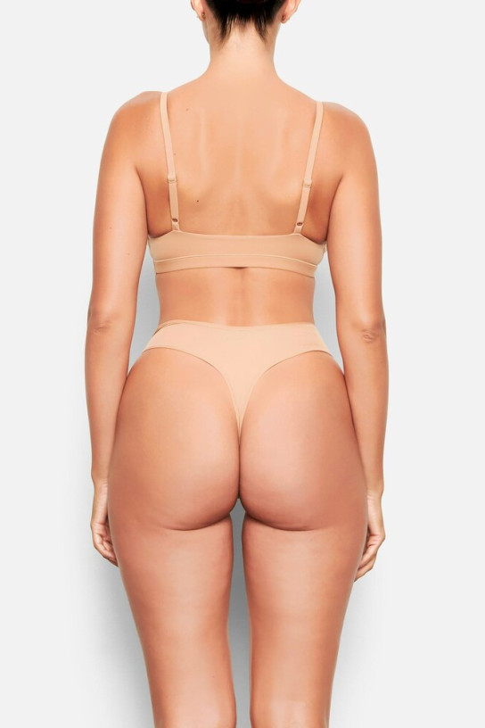 Skims Fits Everybody Dipped Front Thong