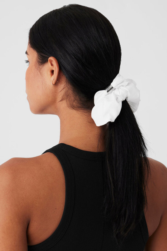 Alo Bead It Oversized Scrunchie